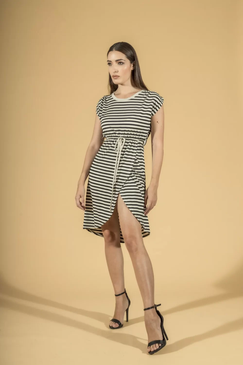 ABITO RIGATO SMANICATO – DGP1300