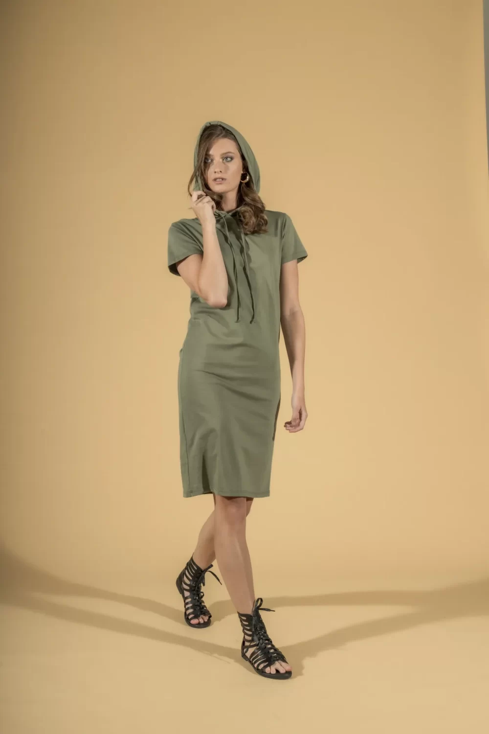 ABITO COTONE MM CON CAPPUCCIO – DGP1327