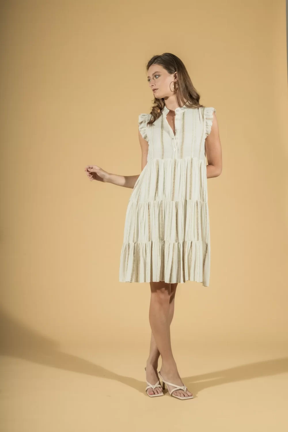 ABITO RIGATO SMANICATO CON VOLANT – DGP1721