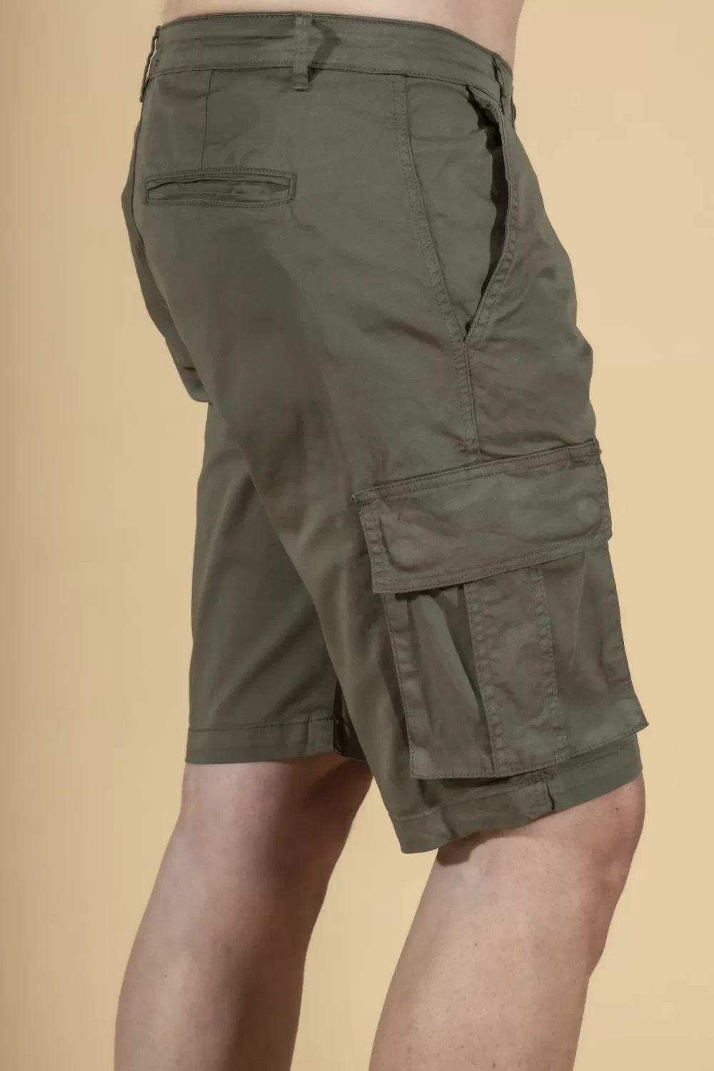 BERMUDA CON TASCONI – UGP504°