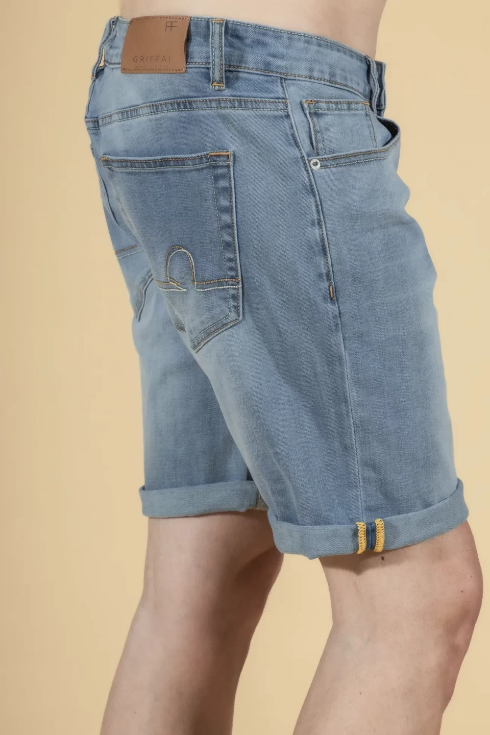 BERMUDA JEANS 5 TASCHE LAV. CHIARO – UGP516°