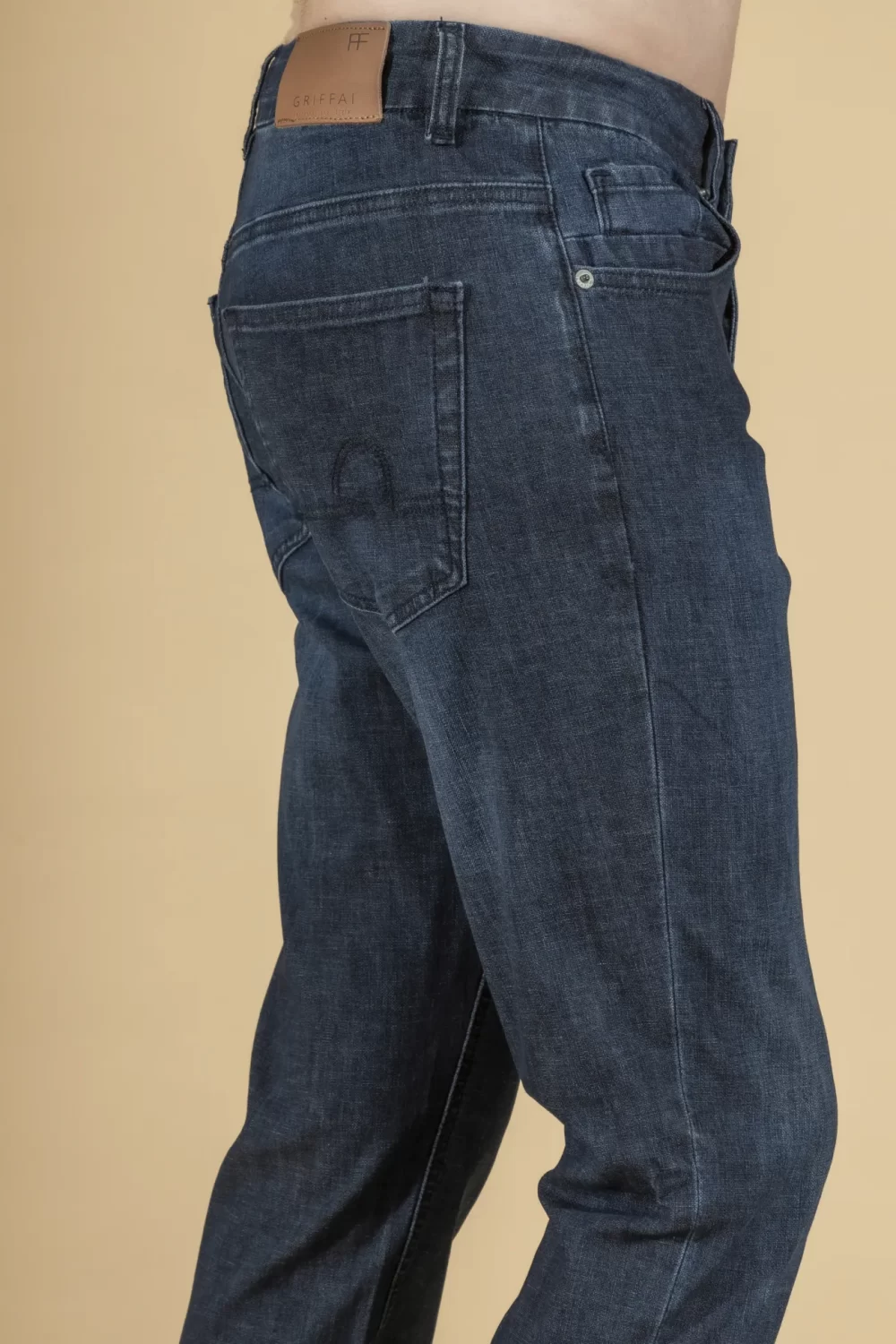 JEANS 5 TASCHE MESSO PESO – UGP519°