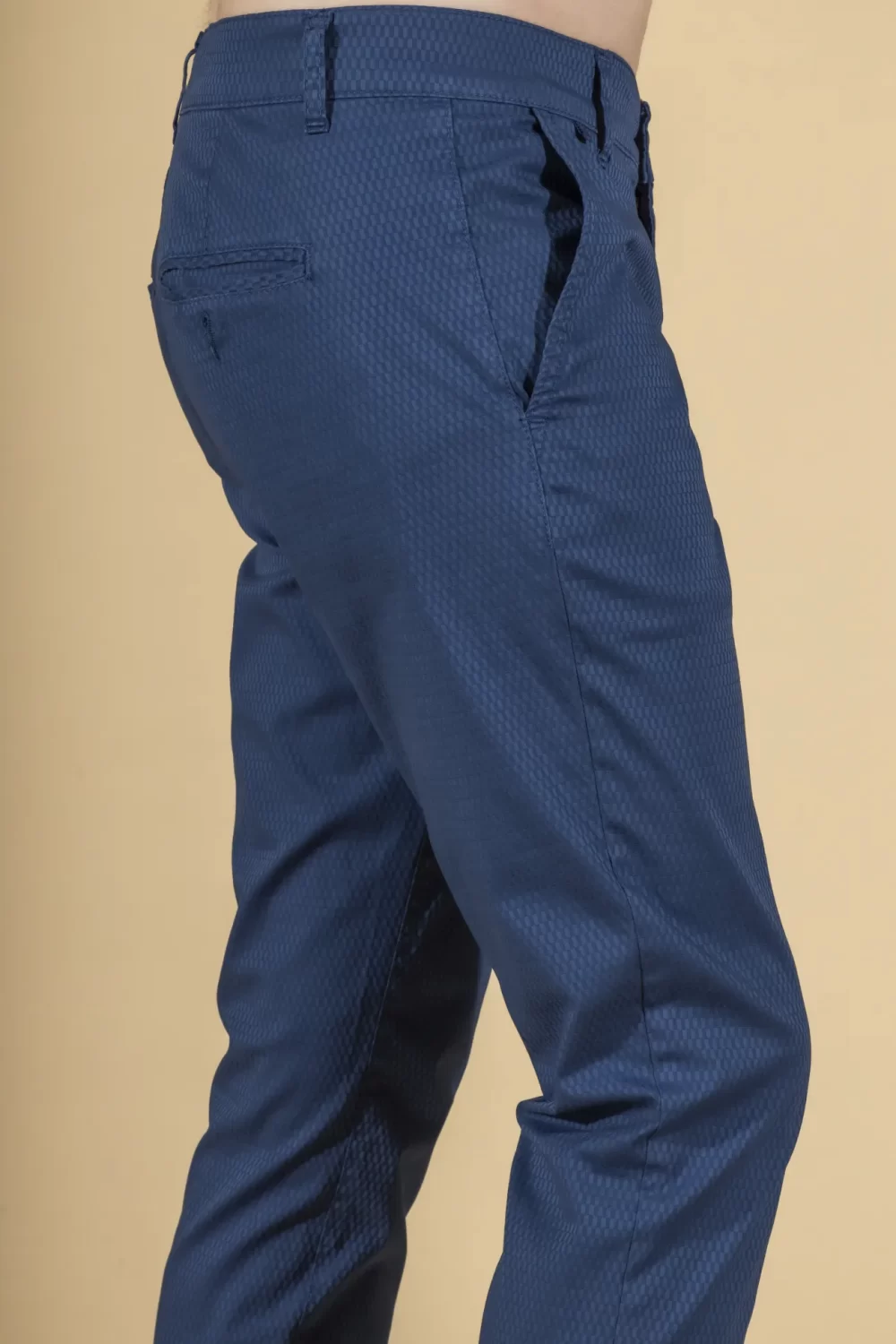 PANTALONE CAPRI ARMATURATO – UGP604