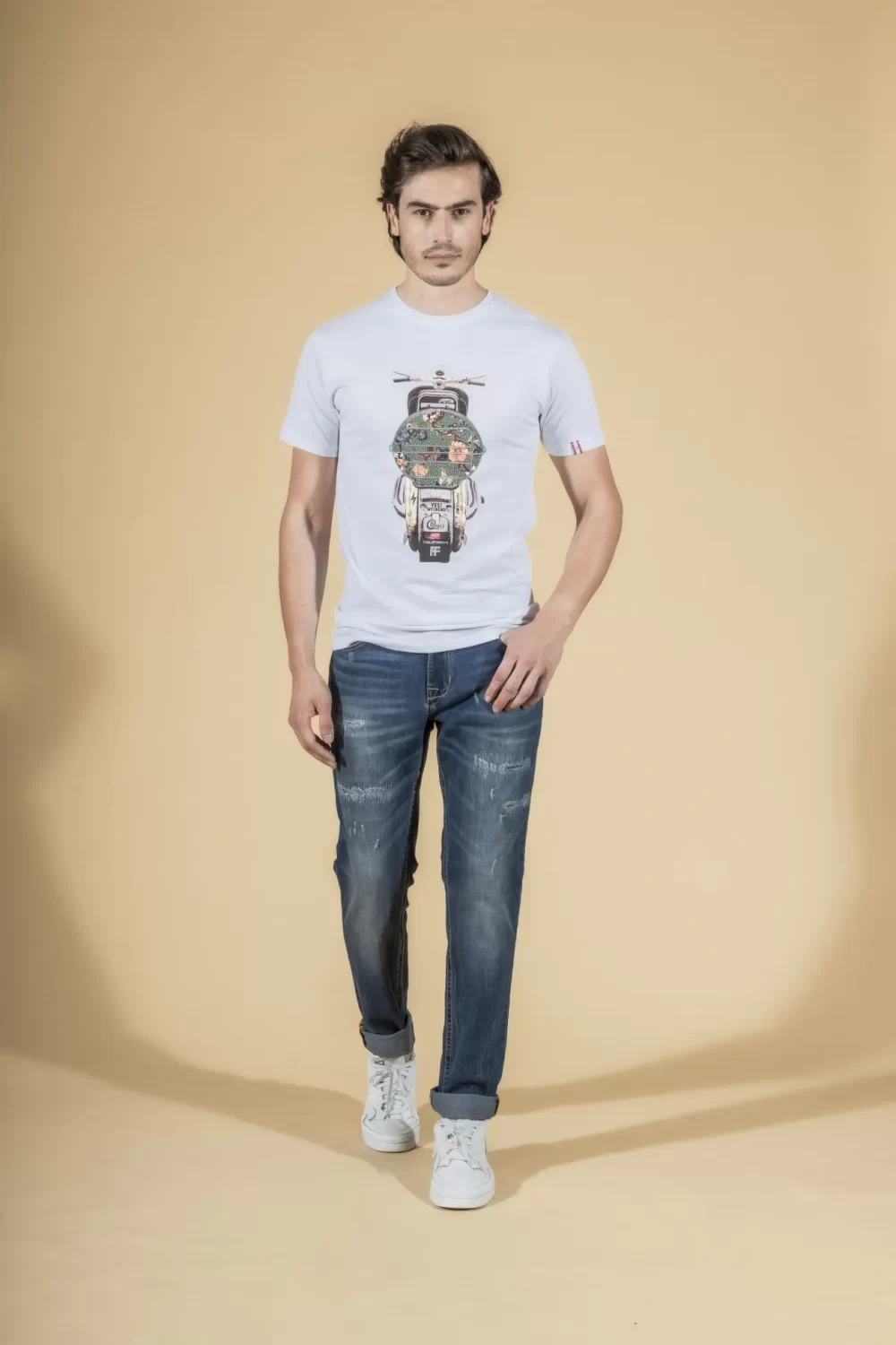 T SHIRT VESPA CON APPLIC TESSUTO – UGP728