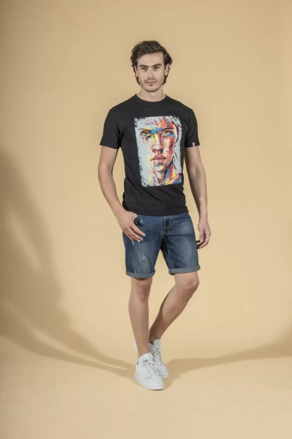 T SHIRT STAMPA VISO – UGP730