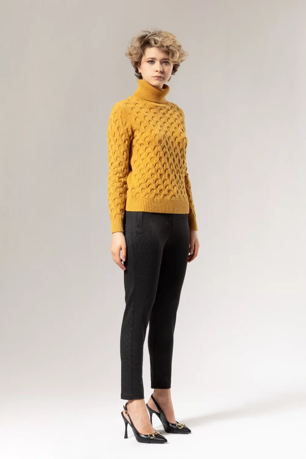 PANTALONE VITA ALTA FINTE TASCHE MICROFANTASIA – DGF2476°