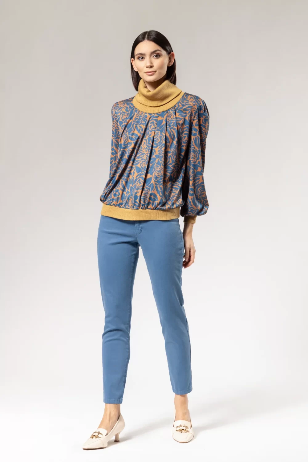 MAGLIA FANTASIA FIORI SCOLLO SCIABò – DGF2578°