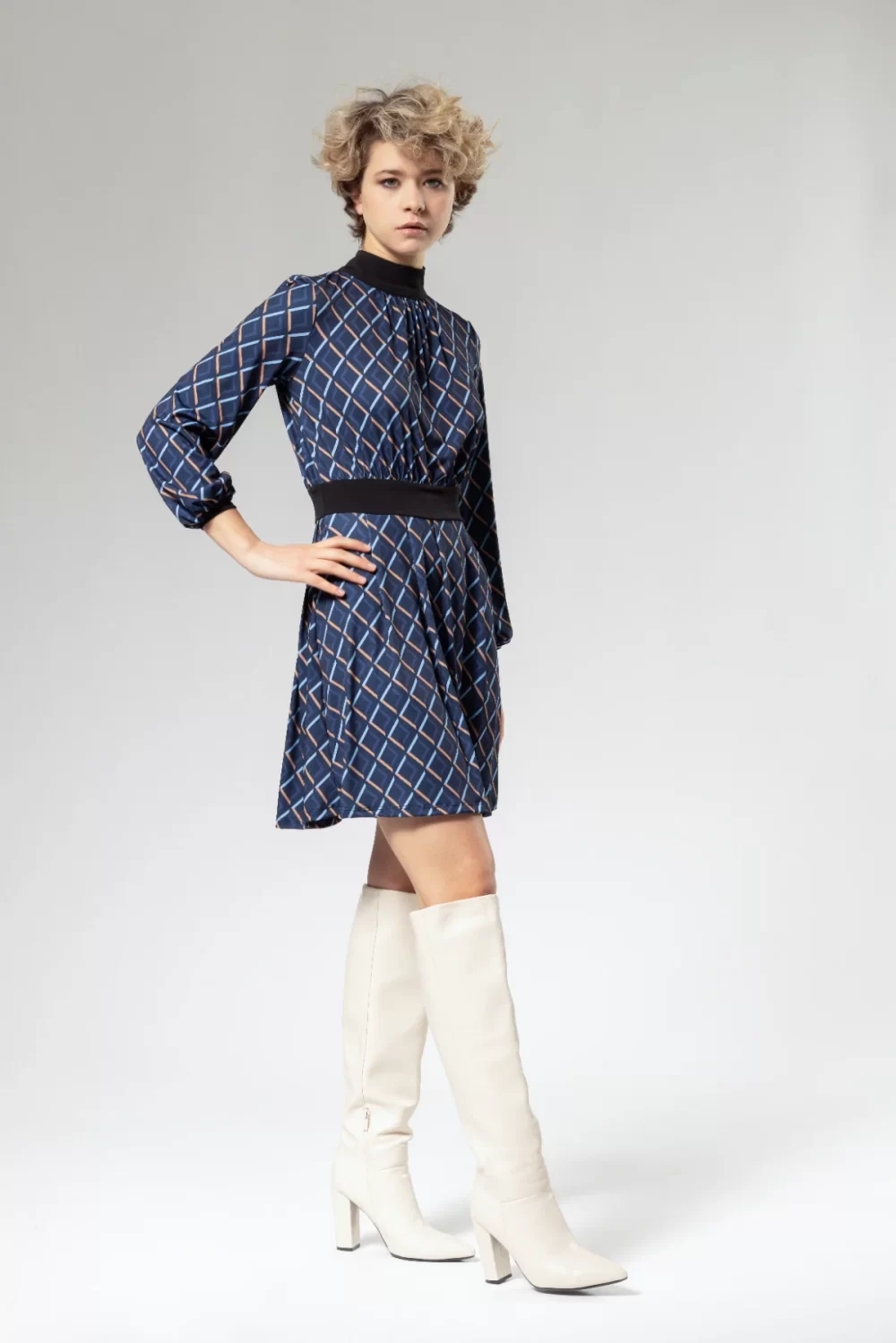 ABITO FANTASIA COLLO LUPETTO – DGF2581°