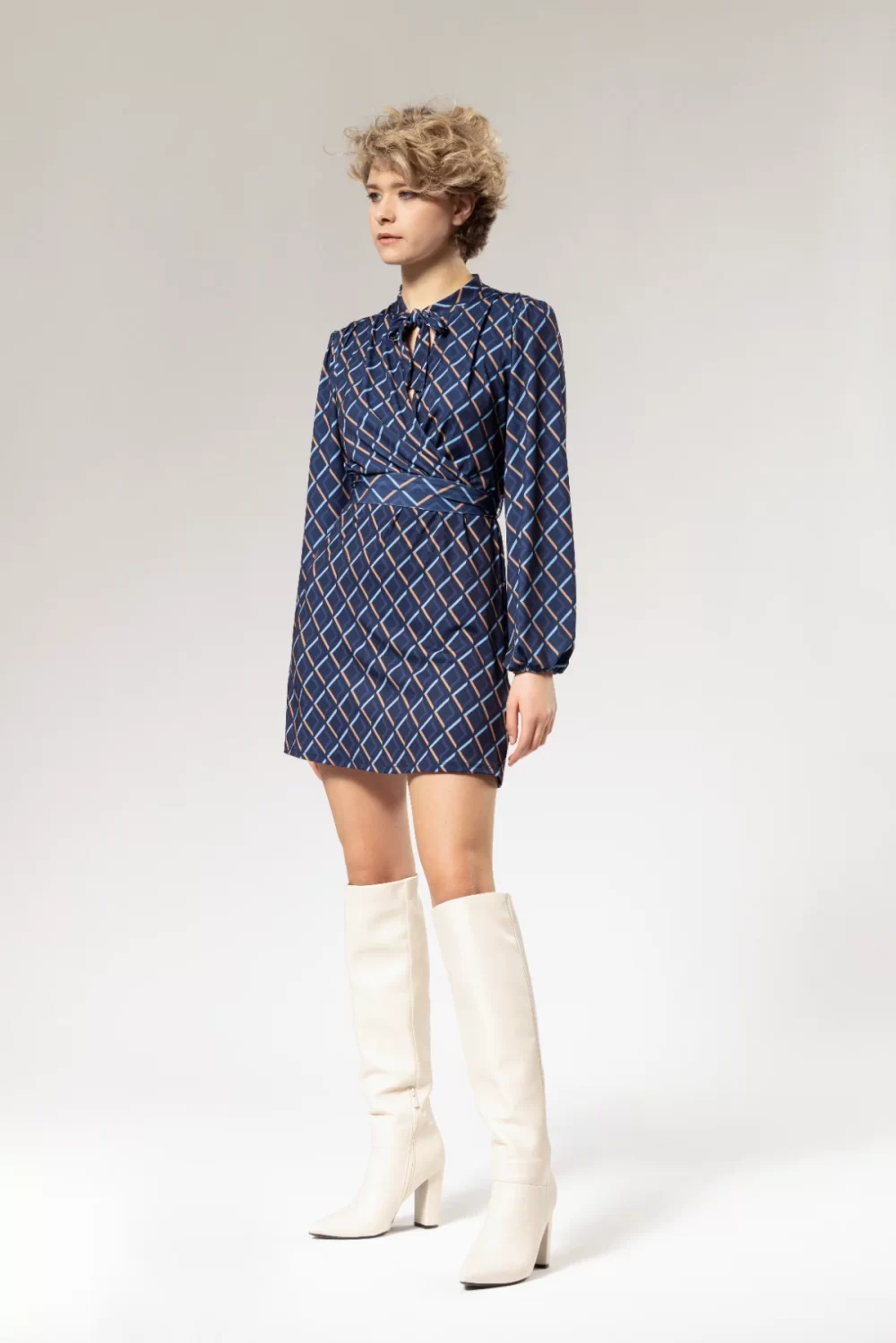 ABITO FANTASIA SCOLLO INCROCIO CON CINTA – DGF2582°