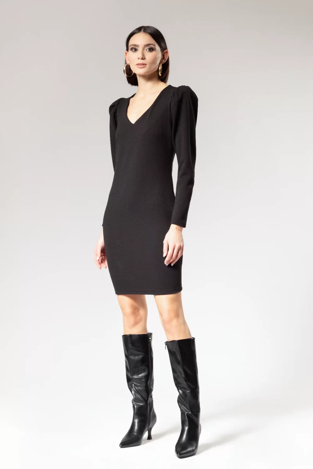 ABITO SCUBA ML CON RICCETTI OMERI – DGF2703°