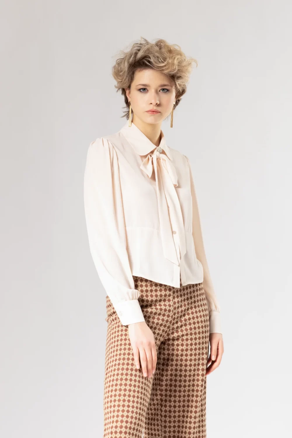 CAMICIA GEORGETTE CORTA CON FIOCCO – DGF2716°