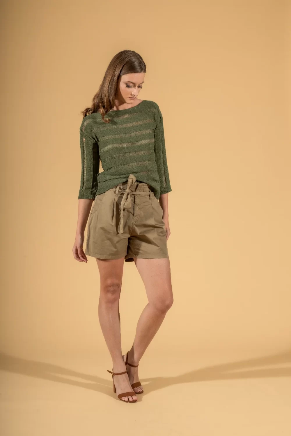 SHORT CON PENCES E CINTA GABARDINA – DGP1525°